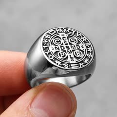 Anillo de San Benito — diseño Plata Clásico