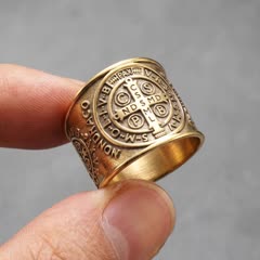 Anillo de San Benito — diseño Banda Ancha Oro